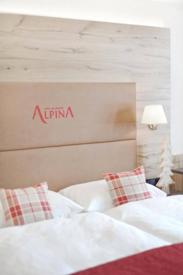 Hotel Alpina Superior Pettneu am Arlberg Exterior photo